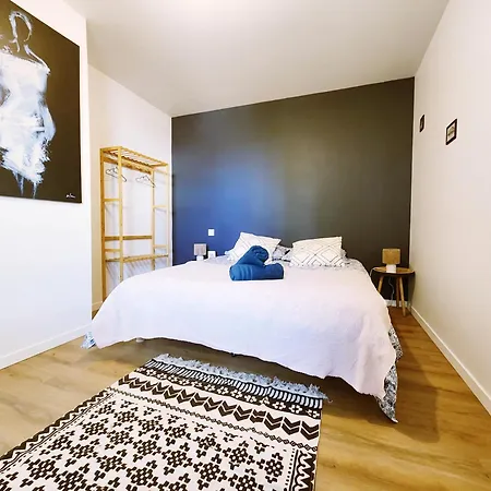 Polka - Rdc - Centre - Terrasse Appartement *